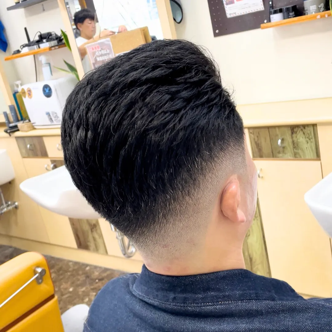 男性